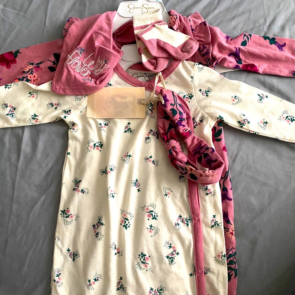New Jessica Simpson outfit set